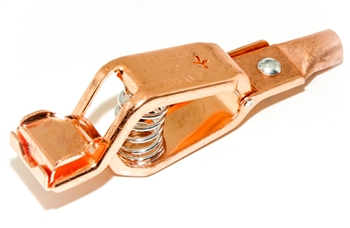 What is the difference between steel and copper on the Mueller heavy duty grounding clip?