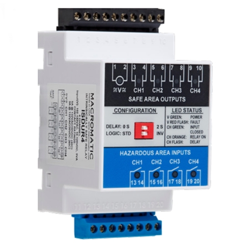 What does it mean if the V LED light keeps flashing red constantly on the Macromatic ISDUR4 4 channel intrinsically safe relay?